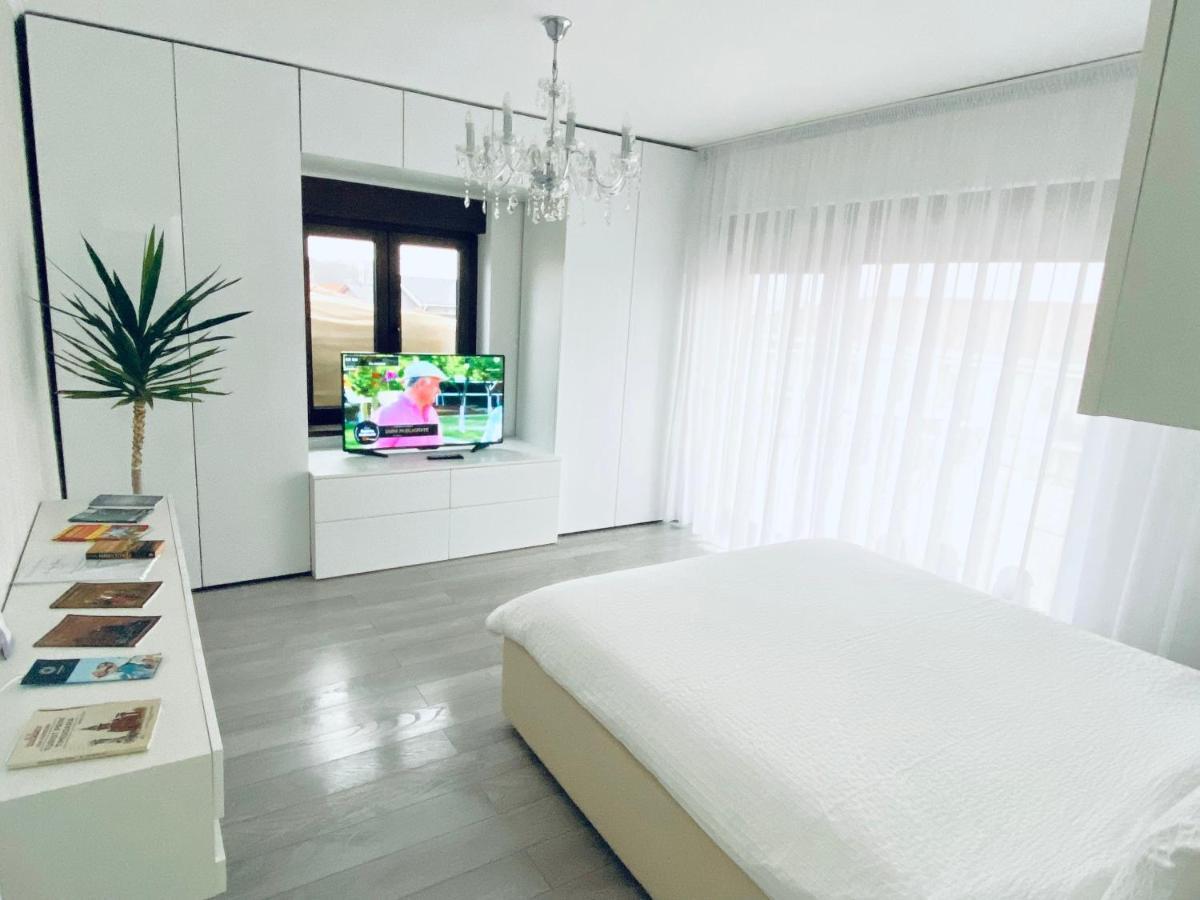 Apartament Venetia Apartament - Timișoara Zewnętrze zdjęcie